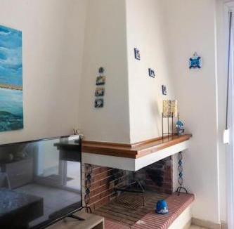Siviri House | Emerald Family Maisonette