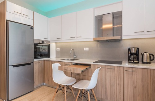 Zakynthos Town Apartment | 'Eolia Apartment' - Sea & City View Central Apt