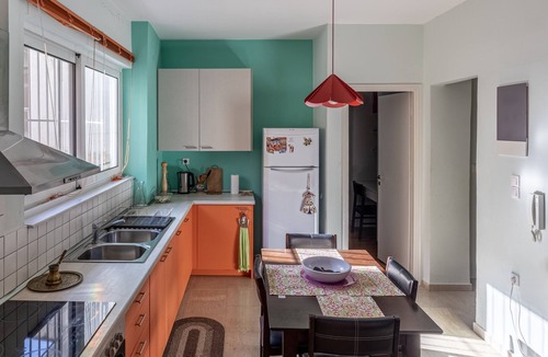 Kalamata Apartment | Erika's Oasis - Stylish Living in the Heart of History