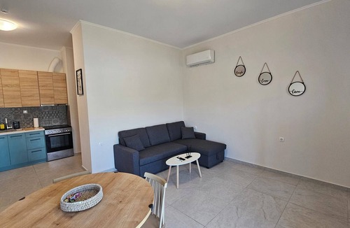 Kambos Apartment | Estia Chios Apartments B2