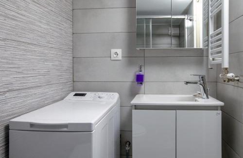 Goudi Apartment | Evelyn's cozy house