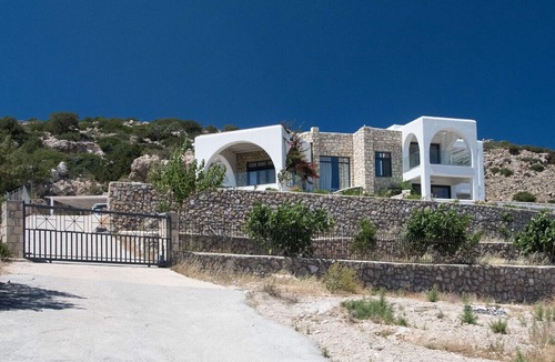 Amoopi Villa | Evilia Luxury villa with infinity pool