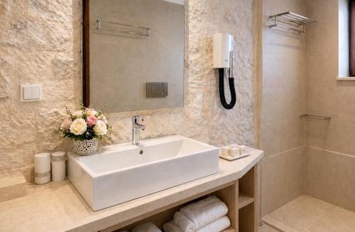 Marathias Villa | Exensian Villas & Suites