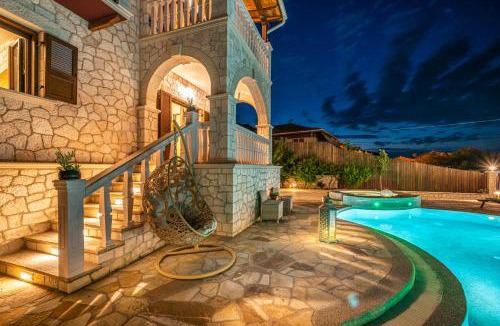 Apolpaina Villa | Fairytale Villa