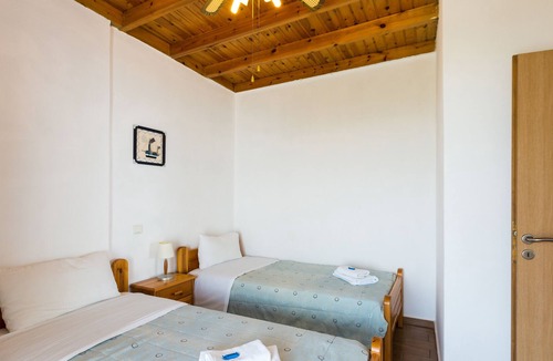 Frangokastellon Apartment | Fata Morgana Superior Apartment, 2 Bedrooms