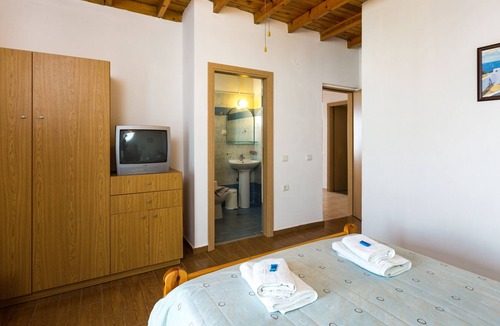Frangokastellon Apartment | Fata Morgana Superior Apartment, 2 Bedrooms