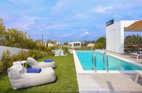 Pefkochori Villa | GAIA Luxury Villa