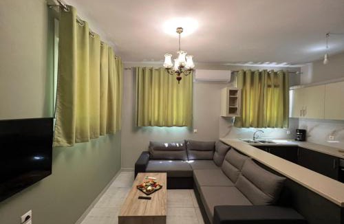 Mytikas Apartment | Garden House