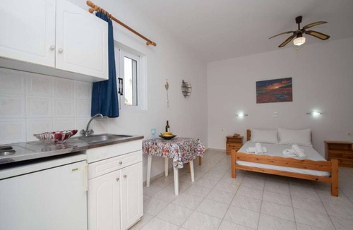 Drosia Apartment | Golden Sand Apts III