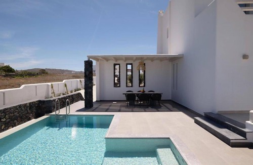 Akrotiri Villa | Golden Sunset Villa heated pool - My Rental Homes