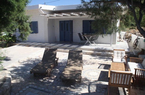 Marathokampos House | House on the Waves