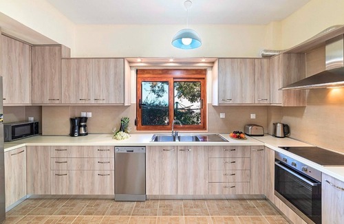 Kastellos House | Grand View Villa Private Heated Pool