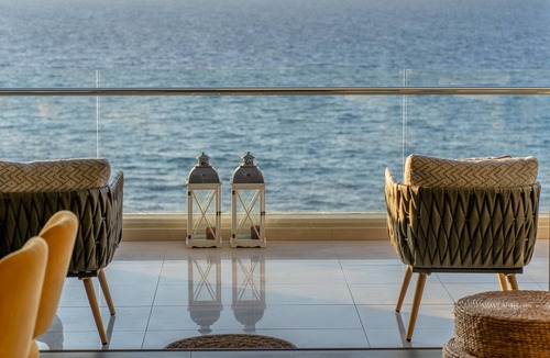 Heraklion Apartment | "H.G. Luxury Suite" with breathtaking sea view!