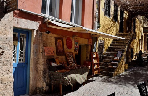 Old Town Apartment | Helianthi apartment-studio,Chania Old town