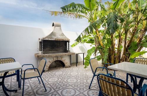 Faliraki Apartment | Holiday Apartment "Sotirakis Standard Room 1" with Mountain View, Shared Pool & Wi-Fi