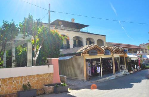 Agios Gordios Apartment | Holiday Apartment yannis on the beach of Agios Gordios in Corfu
