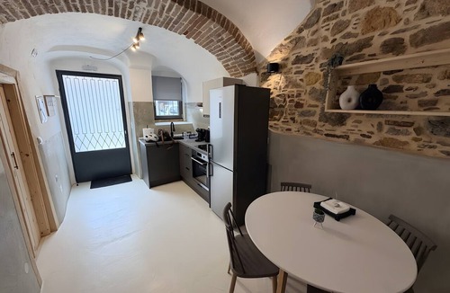 Chios House | Holiday Home 'Encanto Griego' with Wi-Fi
