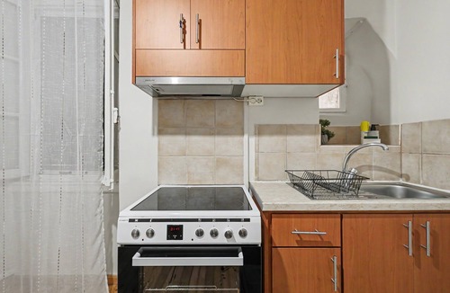 Old Town Apartment | Holiday Home 'Moraitis Apartment 2' with Wi-Fi