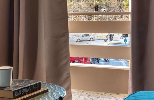 Mets Apartment | Home of Petros - Near Plaka - Temple of Zeus View
