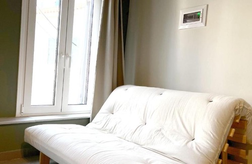 Mytilene Apartment | Iriki Loft, ένας ατμοσφαιρικός ρετρό χώρος στην Μυτιλήνη