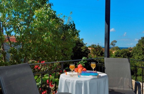 Agios Gordios Apartment | Irini studio for 2, central location and 5 minutes walk from the sandy beach