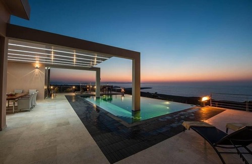 Kalathas Villa | Jamila villa - Five Bedroom Villa, Sleeps 12