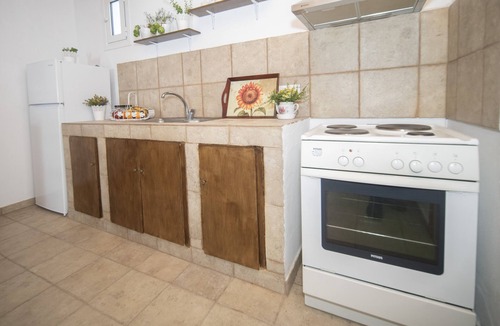 Kalamaki House | Julia's Holiday House