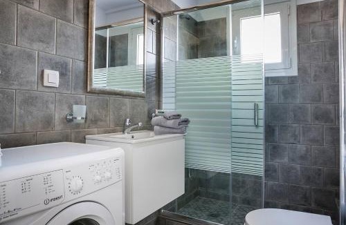 Mazarakata Apartment | Julia's Luxury Suites #1, Travliata Cephallonia
