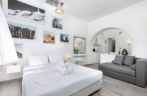 Katapola Hotel | Kaerati Apartments
