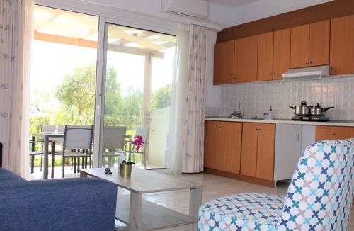 Kalamaki Apartment | Kalamaki Plaza Apartments ''tzante''