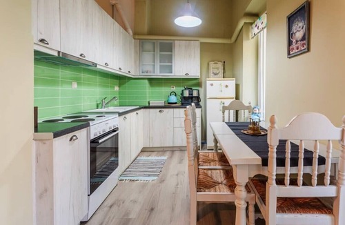 Kalamata Apartment | Kalamata Rose Nest - Urban Comfy Escape