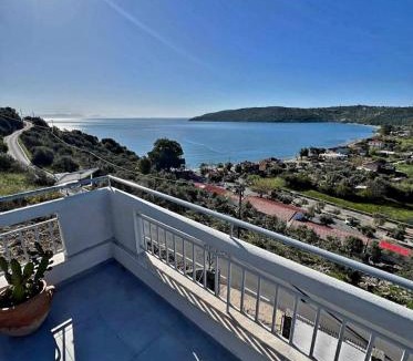 Karvelas Apartment | Kamares View (Απέραντο Γαλάζιο)
