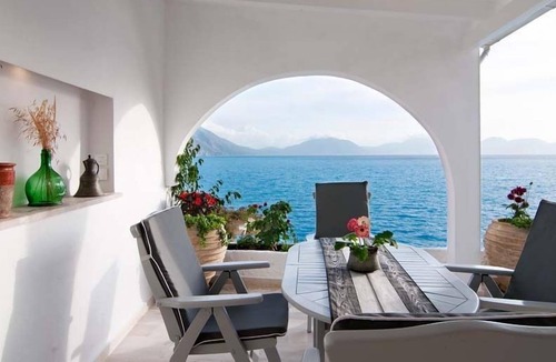 Frourion Hotel | Kanakis Apartments