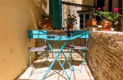 Old Town Apartment | Kantouni Bizi Myranthis Apartment