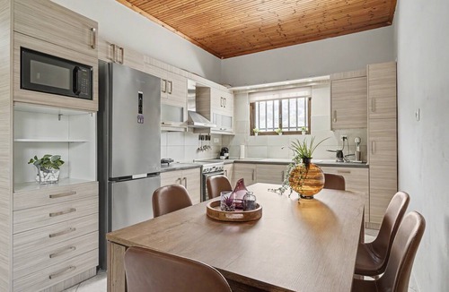 Termenades House | Karousades Olive House Country Home with Mountain View, Wi-Fi & Air Conditioning