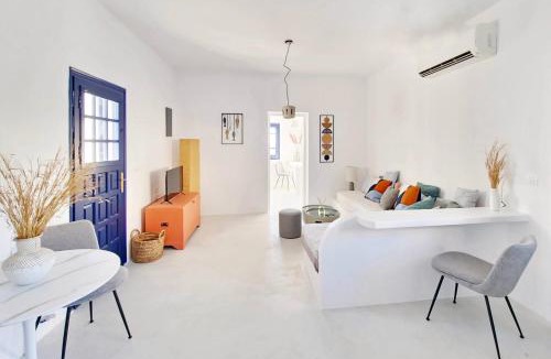 Pyrgos Villa | Karpimo North - Sunset view - Private Jacuzzi - up to 4pp
