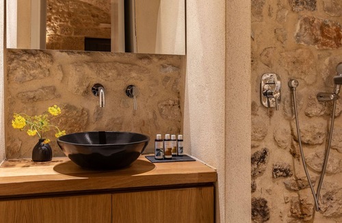 Oitylo House | Korona Boutique Hotel - Deluxe Room