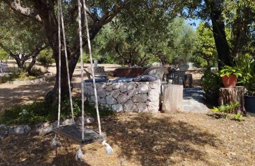 Karavados Apartment | Krini and Aroma apartments - garden & private parking