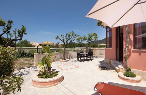 Agios Gordios House | Krista House is a unique family home in a perfect location for a beach holiday.
