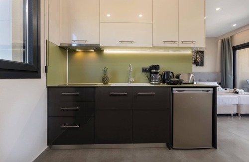 Agrilia Apartment | La casa de Zante - First Floor Suite