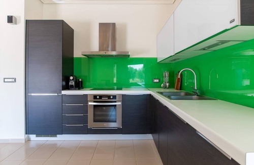 Marathias House | La Casa Rosa Seaside Getaway