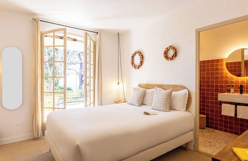 Venasque Hotel | La Garrigue