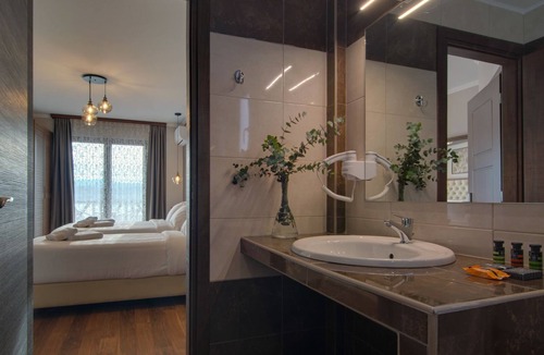 Amfithea Hotel | La Suite Boutique Hotel & Spa