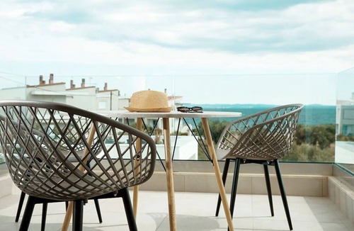 Gerakini Apartment | Le Grand Rêve Junior Suite 1