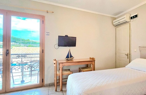 Gaios Apartment | Lefkas Apt in Gaios with 1 bedrooms and 1 bathrooms