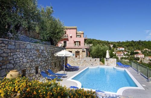 Kioni Apartment | Likoudis Villas Suites,Traditional Ithacan Hospitality Above Kioni Harbot