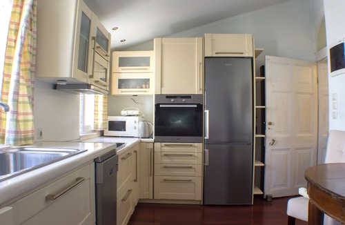 Old Town Apartment | Liston Town House