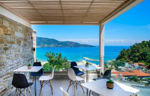 Golden Beach Hotel | Lithorama Boutique Suites