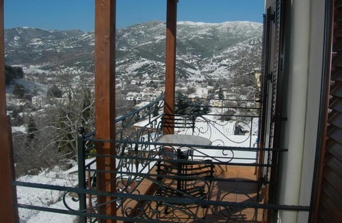 Kalavrita Hotel | Lithos Villas Kalavryta