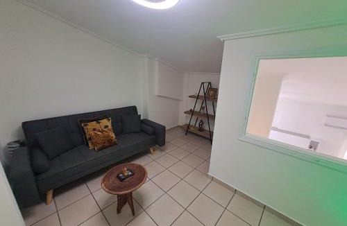 Agia Paraskevi Apartment | Lula Urban Apartment